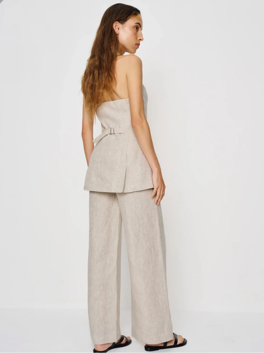 Reformation Clove Linen Two Piece Set in Oatmeal
